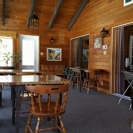 Auberge Ma Maison Sainte-Melanie Exteriör bild