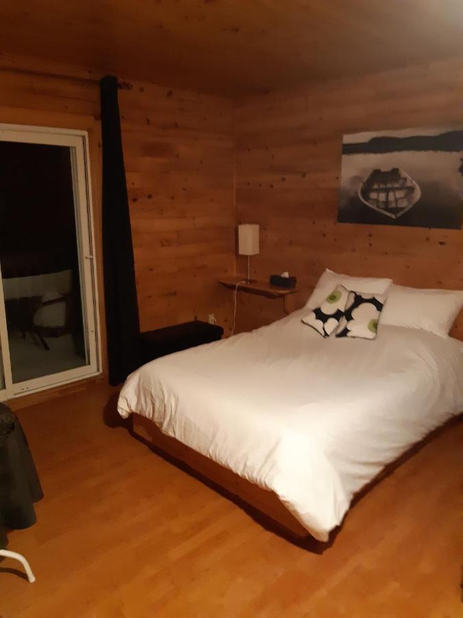 Auberge Ma Maison Sainte-Melanie Exteriör bild