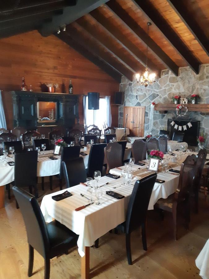 Auberge Ma Maison Sainte-Melanie Exteriör bild